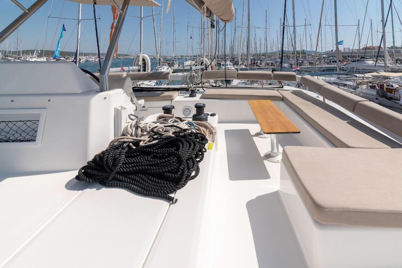 Book yachts online - catamaran - Dufour Catamaran 48 - DREAMLAND - rent