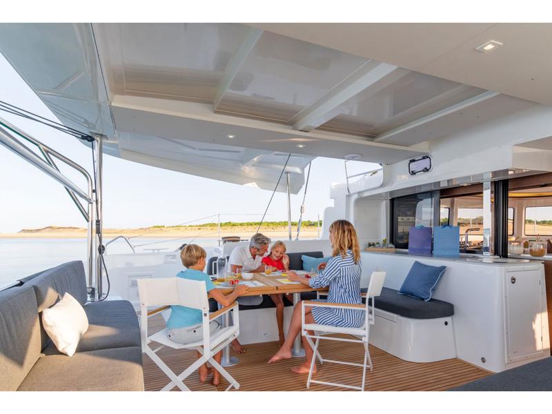 Book yachts online - catamaran - Lagoon 46 - NN - rent