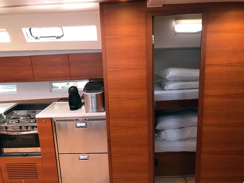 Book yachts online - sailboat - More 55 - MORE RELAX - rent