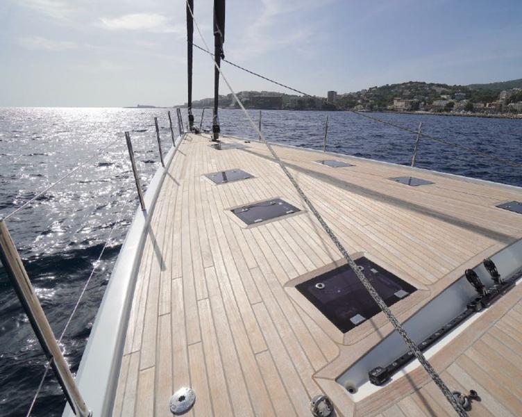 Book yachts online - sailboat - CNB 76 - AENEA - rent
