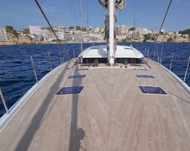Book yachts online - sailboat - CNB 76 - AENEA - rent