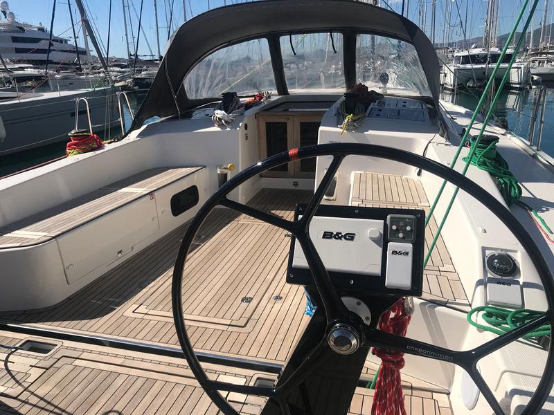 Book yachts online - sailboat - More 55 - MORE AMORE - rent