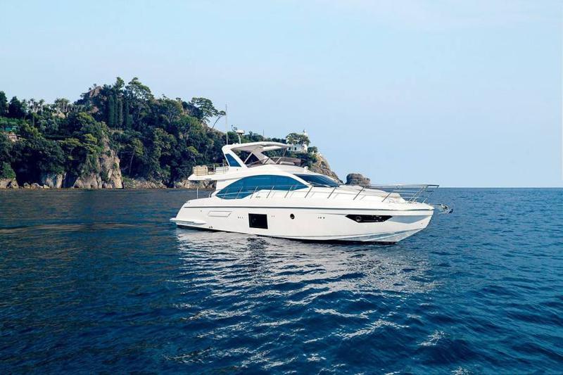 Book yachts online - motorboat - Azimut 55 Fly - BE HAPPY - rent