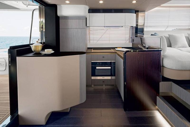 Book yachts online - motorboat - Azimut 55 Fly - BE HAPPY - rent