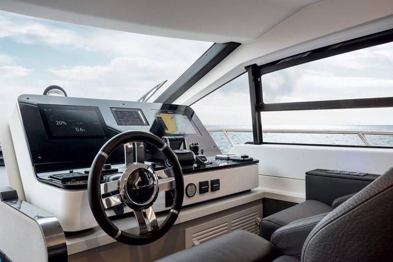 Book yachts online - motorboat - Azimut 55 Fly - BE HAPPY - rent