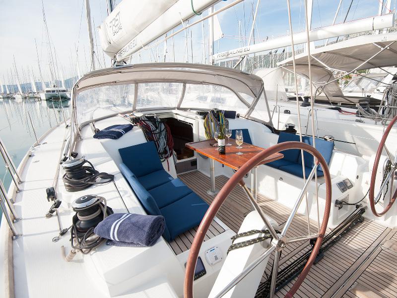 Book yachts online - sailboat - Beneteau First 45 - CHARYBDIS - rent