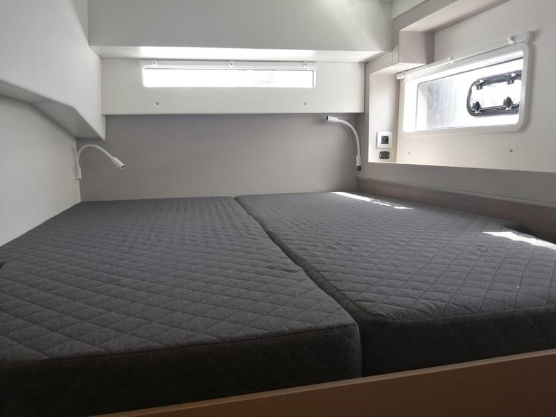 Book yachts online - catamaran - Bali 4.2 - Arveskida II - rent