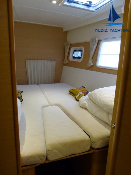 Book yachts online - catamaran - Lagoon 400 - Winnie - rent