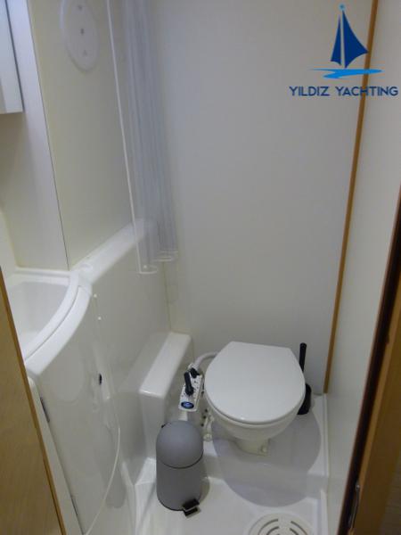 Book yachts online - catamaran - Lagoon 400 - Winnie - rent