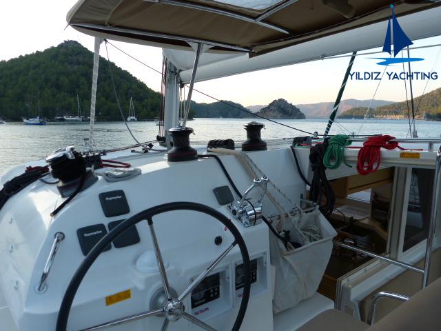 Book yachts online - catamaran - Lagoon 400 - Winnie - rent