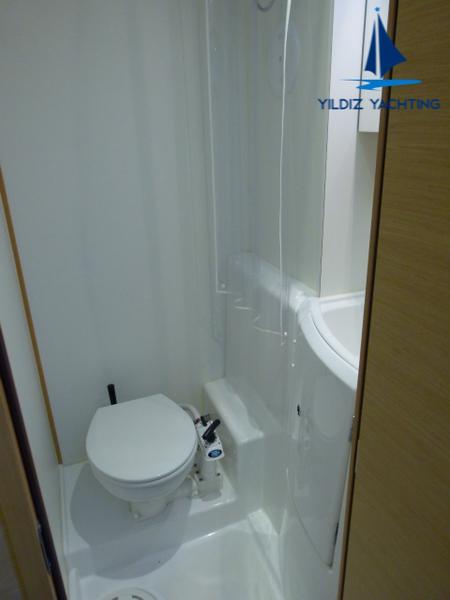 Book yachts online - catamaran - Lagoon 400 - Winnie - rent