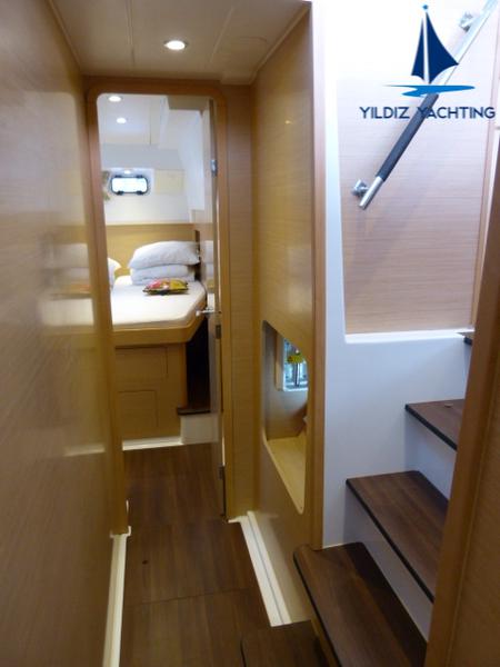 Book yachts online - catamaran - Lagoon 400 - Winnie - rent