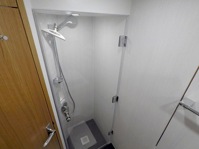 Book yachts online - motorboat - Fairline Squadron 50 - Get Lucky - rent