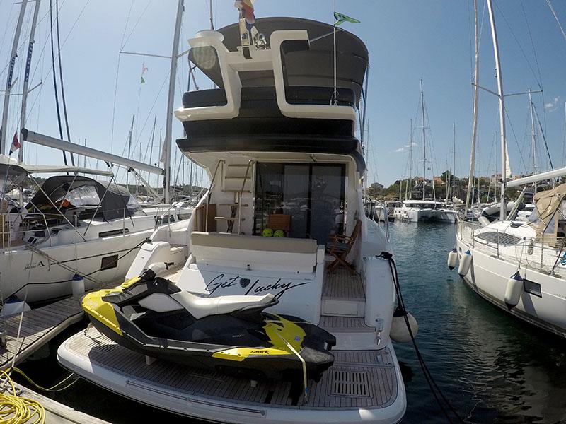 Book yachts online - motorboat - Fairline Squadron 50 - Get Lucky - rent