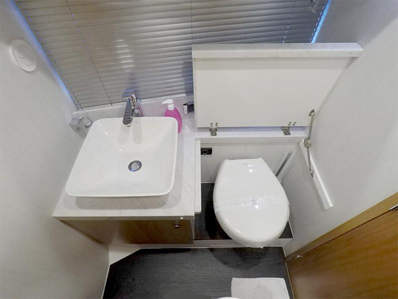 Book yachts online - motorboat - Fairline Squadron 50 - Get Lucky - rent