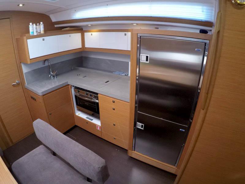 Book yachts online - sailboat - Dufour 470 GL - Alibaba - rent