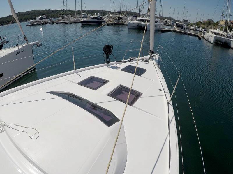 Book yachts online - sailboat - Dufour 470 GL - Alibaba - rent