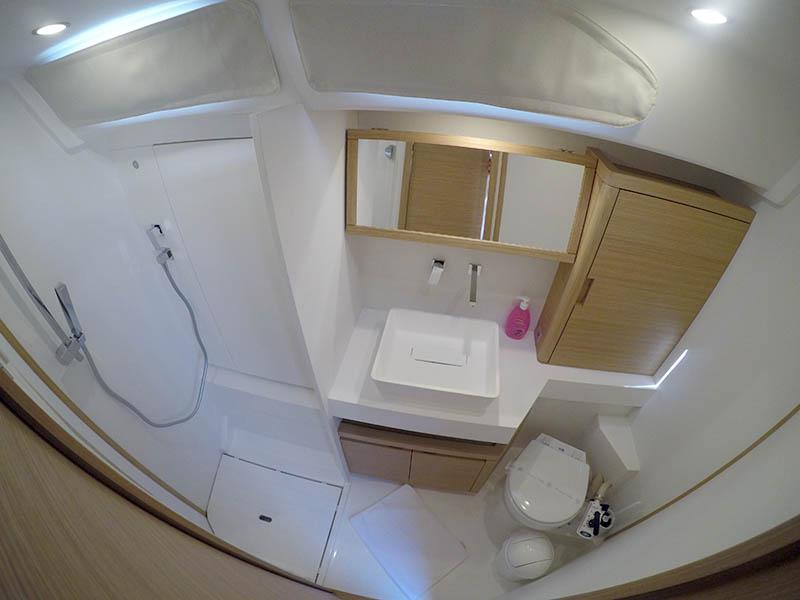 Book yachts online - sailboat - Grand Soleil 44 - Aloha - rent