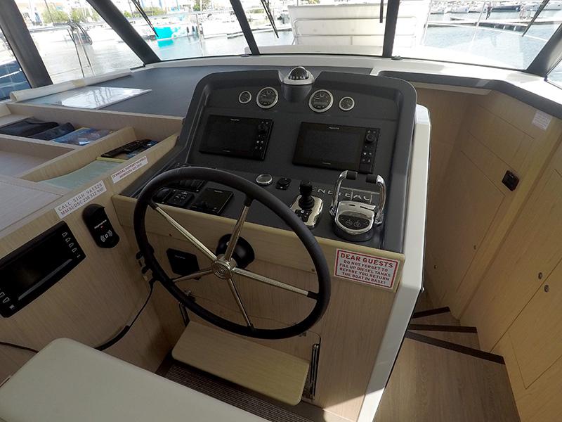 Book yachts online - motorboat - Beneteau S. Trawler 47 - Ocean dreamer - rent