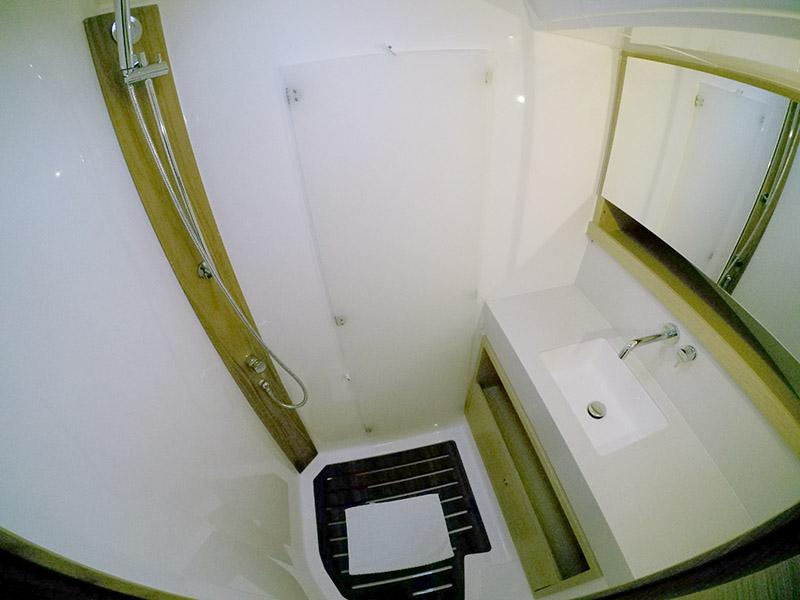 Book yachts online - sailboat - Dufour 530 GL - Vita - rent