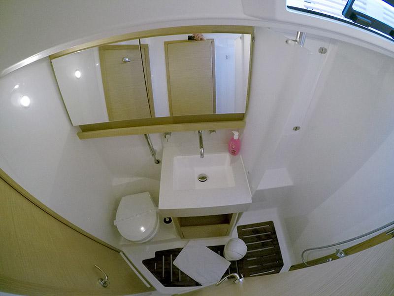 Book yachts online - sailboat - Dufour 530 GL - Vita - rent