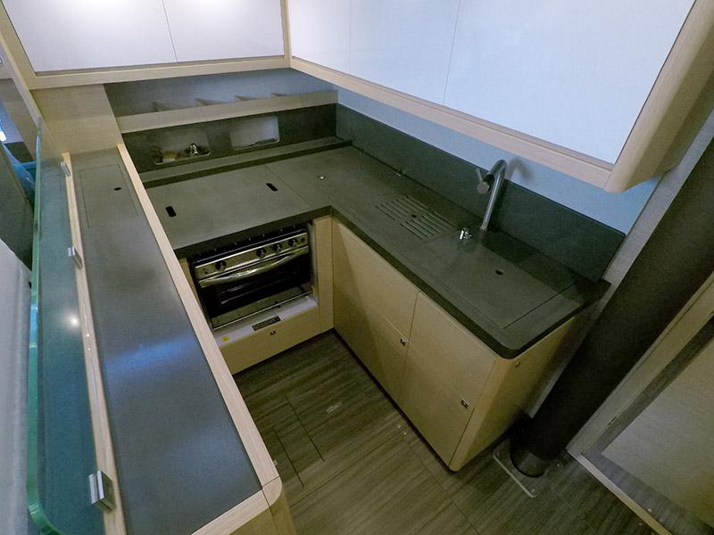 Book yachts online - sailboat - Dufour 530 GL - Vita - rent