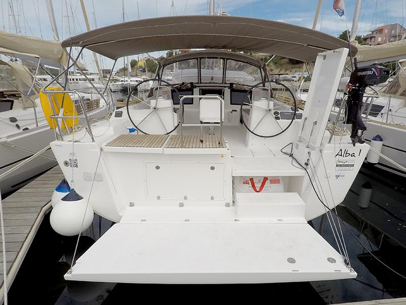 Book yachts online - sailboat - Dufour 460 - Alba I - rent