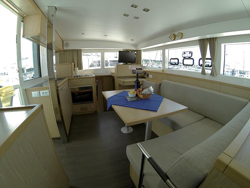 Book yachts online - catamaran - Lagoon 39 2016 - Bob Cat - rent