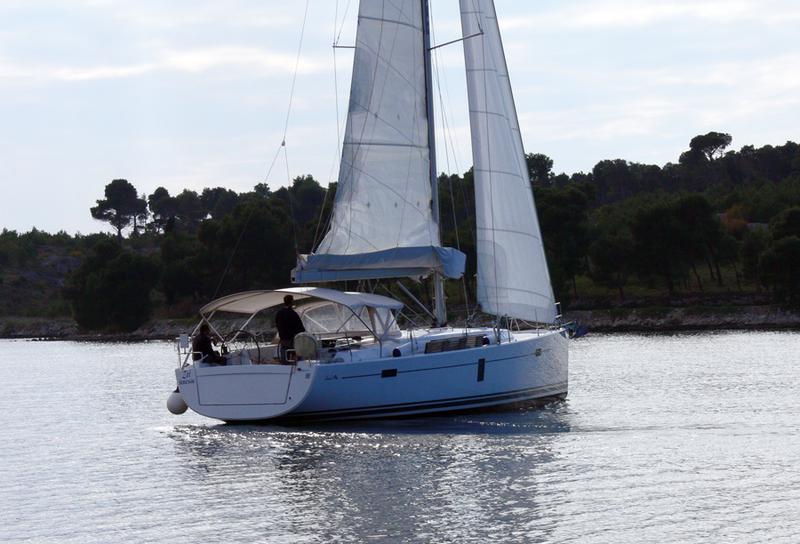 Book yachts online - sailboat - Hanse 445 - Maja III - rent