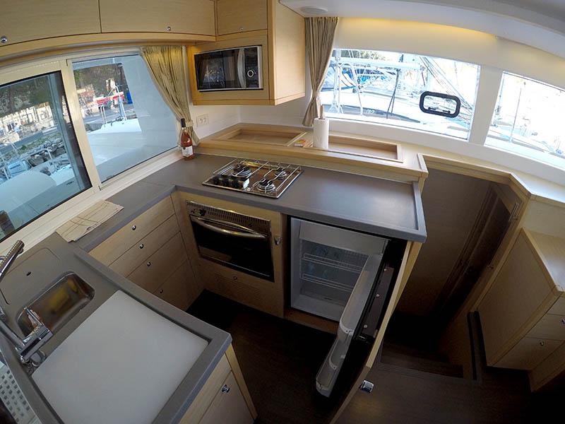 Book yachts online - catamaran - Lagoon 450 - Saelma - rent