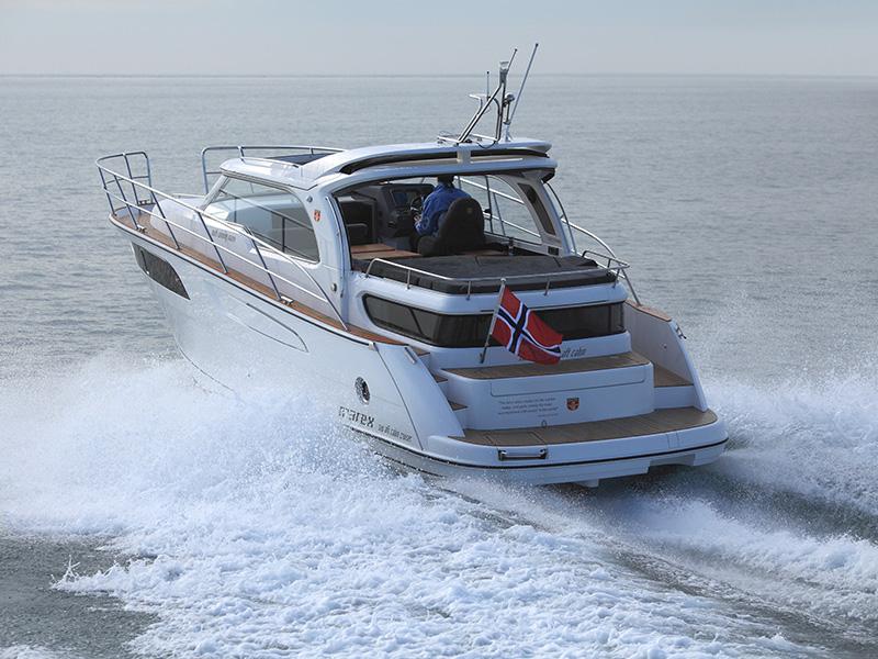 Book yachts online - motorboat - Marex 320 Aft Cabin Cruiser - NEW 2023! - rent
