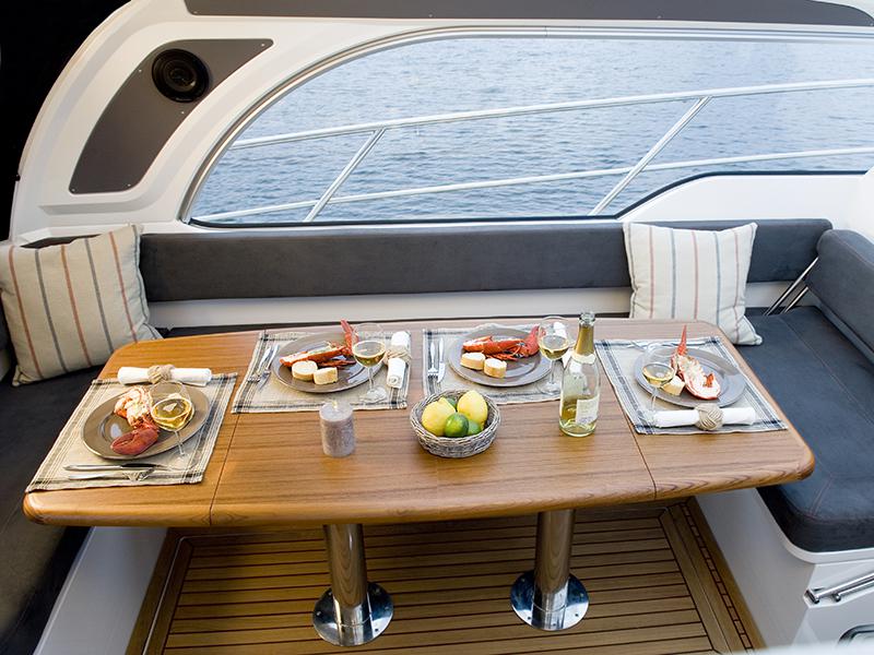 Book yachts online - motorboat - Marex 320 Aft Cabin Cruiser - NEW 2023! - rent