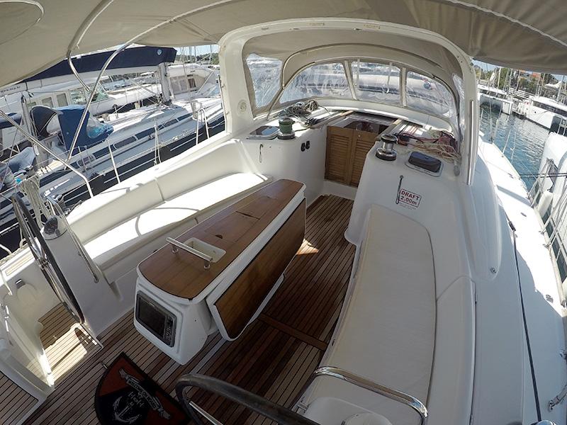 Book yachts online - sailboat - Oceanis 50 - Pika II - rent