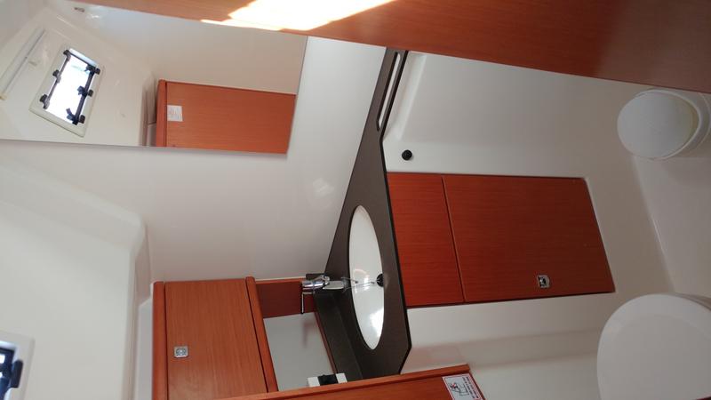 Book yachts online - sailboat - Bavaria Cruiser 46 - EFI - rent