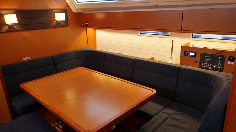 Book yachts online - sailboat - Bavaria Cruiser 46 - EFI - rent