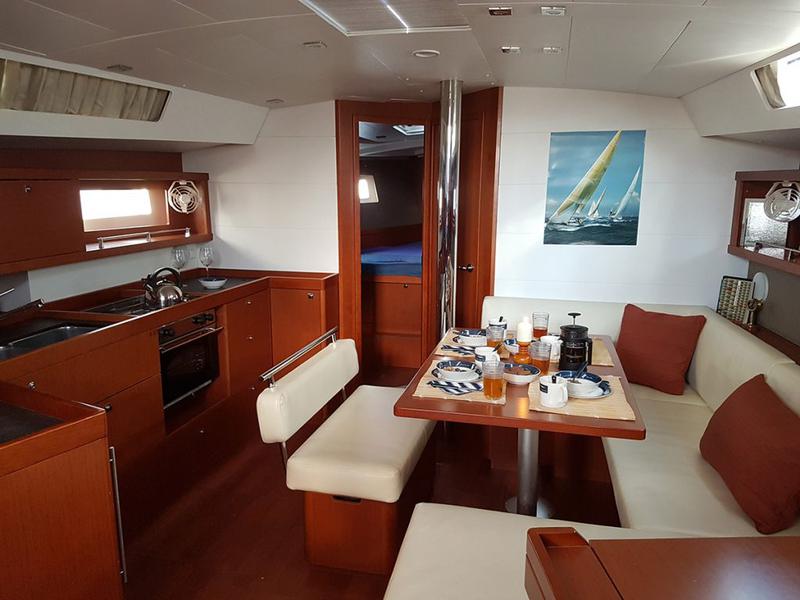 Book yachts online - sailboat - Oceanis 43 - OCEANIS 45 (2016) - LFK - rent