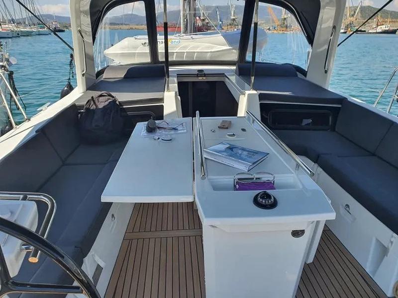 Book yachts online - sailboat - Oceanis 46.1 - OCEANIS 46.1 (2021) - VOL - rent