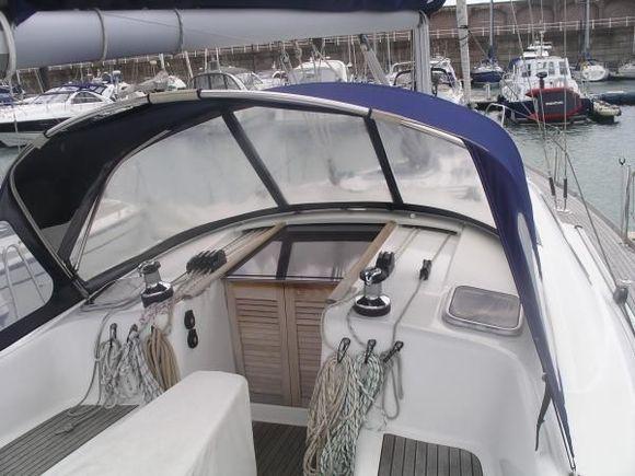 Book yachts online - sailboat - Oceanis 40 - OCEANIS 40 (2009) - VOL - rent