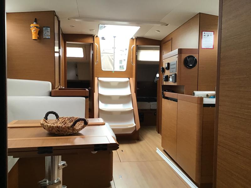 Book yachts online - sailboat - Sun Odyssey 490 - SUN ODYSSEY 490 (2019) - VOL - rent