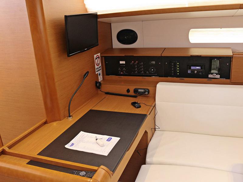 Book yachts online - sailboat - SUN ODYSSEY 509 BT - MAGIC DREAMS - rent