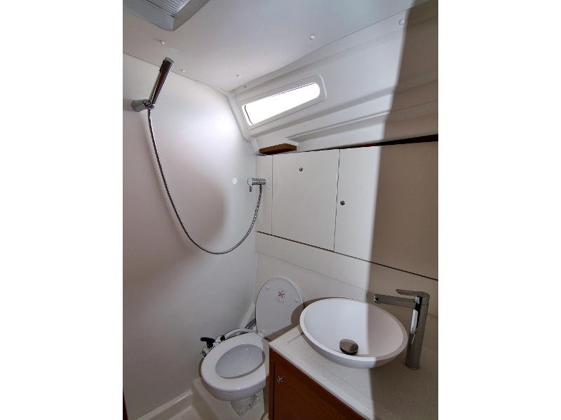 Book yachts online - sailboat - JEANNEAU 54 BT - MYSTIC DREAMS - rent