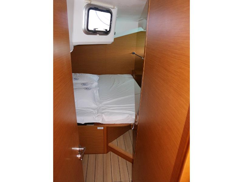 Book yachts online - sailboat - JEANNEAU 54 BT - MYSTIC DREAMS - rent