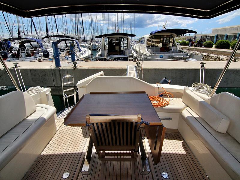 Book yachts online - motorboat - ADRIANA 44 BT (12) - FRANKA - rent
