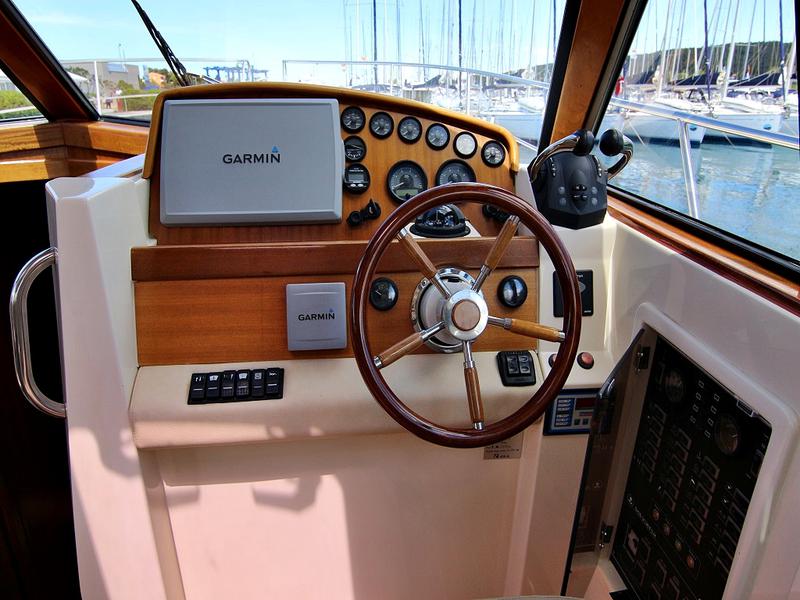 Book yachts online - motorboat - ADRIANA 44 BT (12) - FRANKA - rent