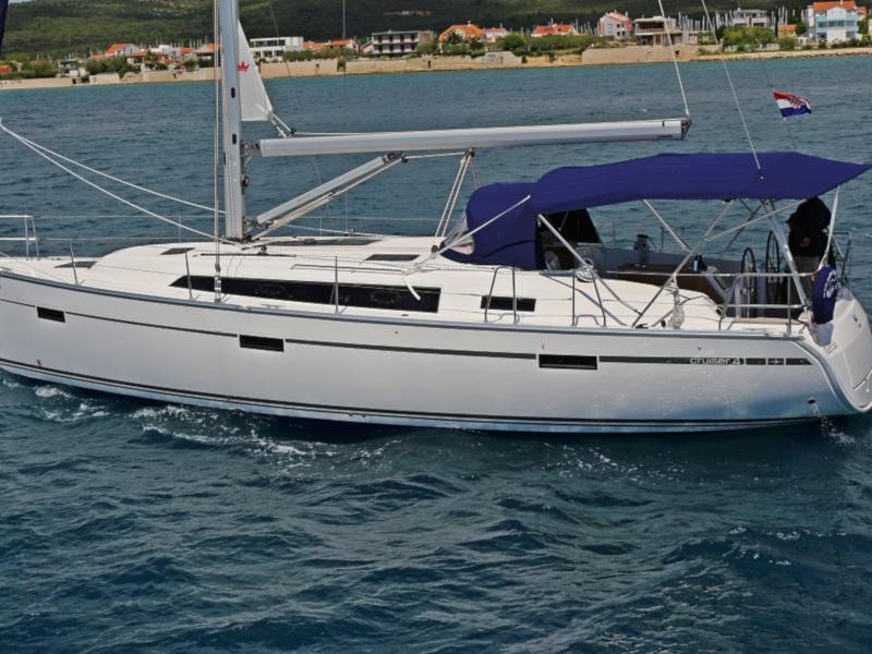 Book yachts online - sailboat - BAVARIA C 41 BT - FEDERICA - rent