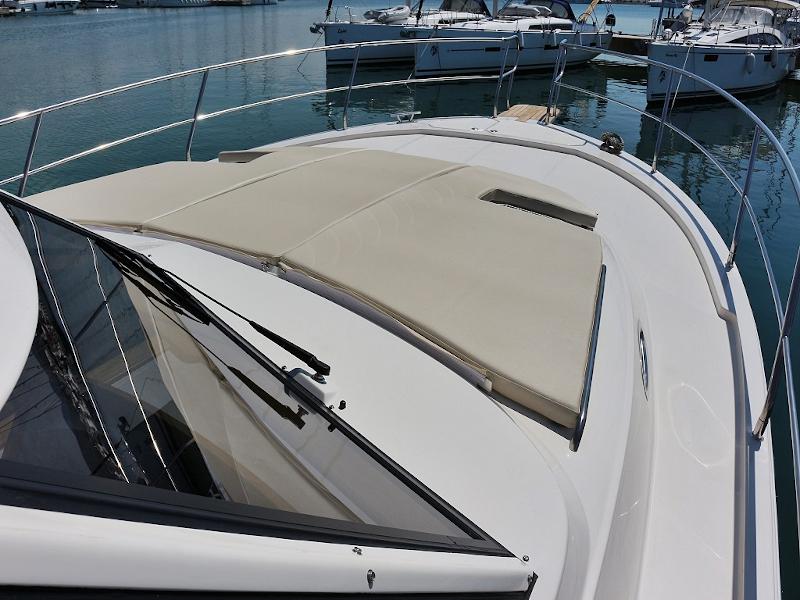 Book yachts online - motorboat - Adriana 44 BT (20) - ROBERTA - rent