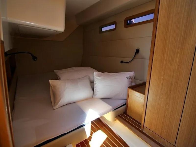 Book yachts online - motorboat - Adriana 44 BT (20) - ROBERTA - rent