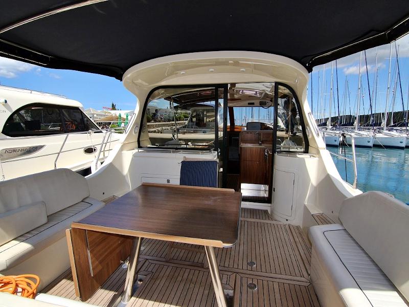 Book yachts online - motorboat - Adriana 44 BT (20) - ROBERTA - rent