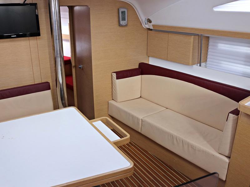 Book yachts online - sailboat - ELAN 444 Impression BT - SAGITTA - rent