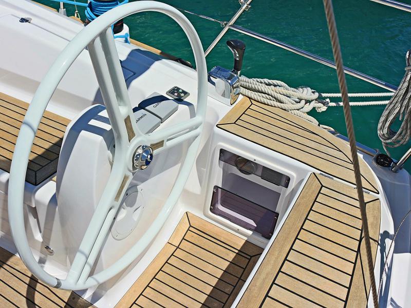 Book yachts online - sailboat - ELAN 444 Impression BT - SAGITTA - rent